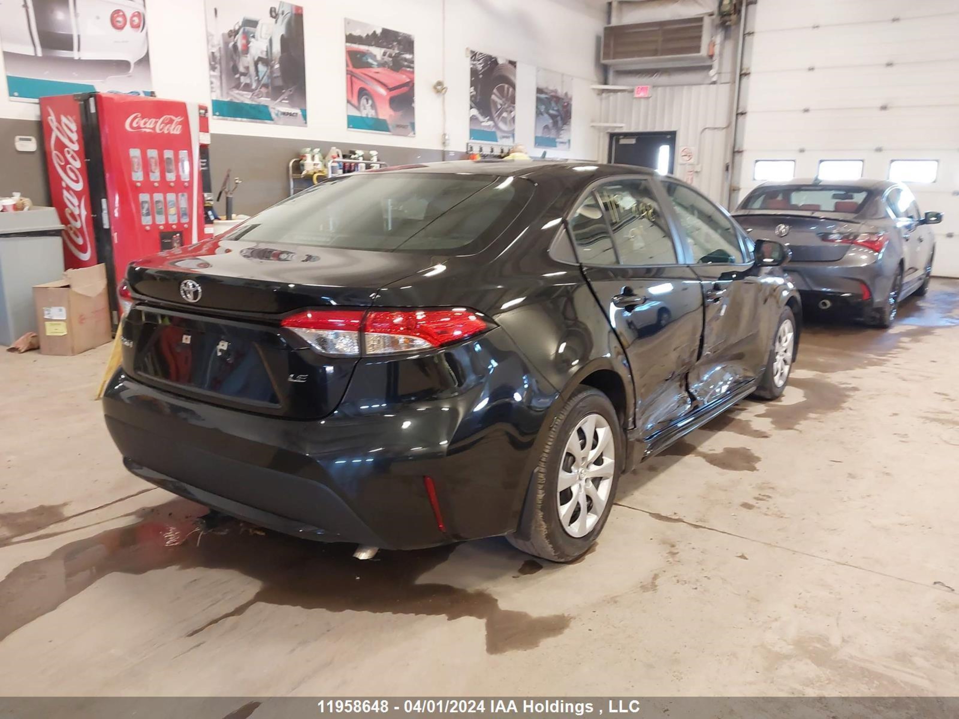 Photo 3 VIN: 5YFBPMBE4NP304885 - TOYOTA COROLLA 