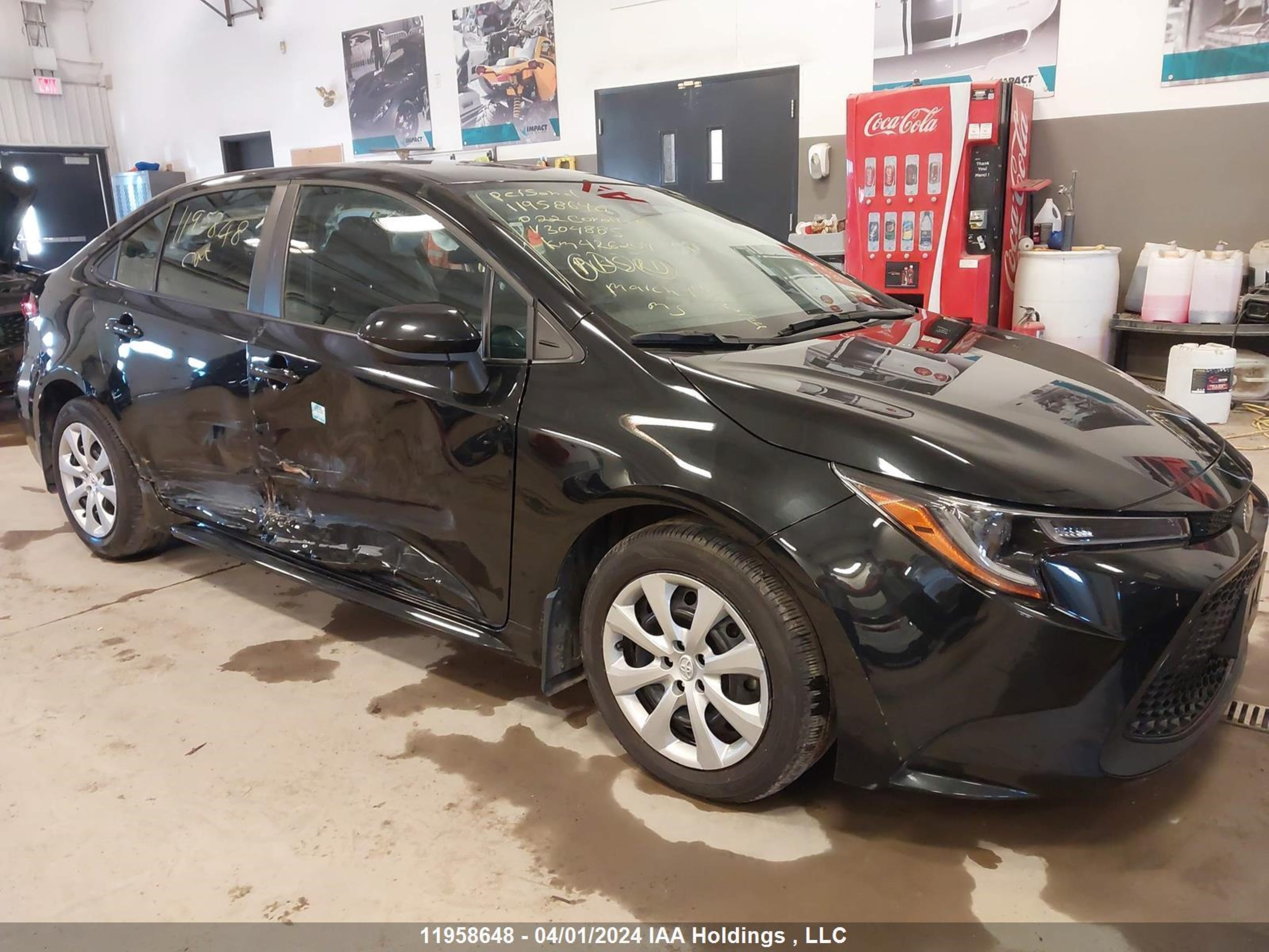 Photo 5 VIN: 5YFBPMBE4NP304885 - TOYOTA COROLLA 