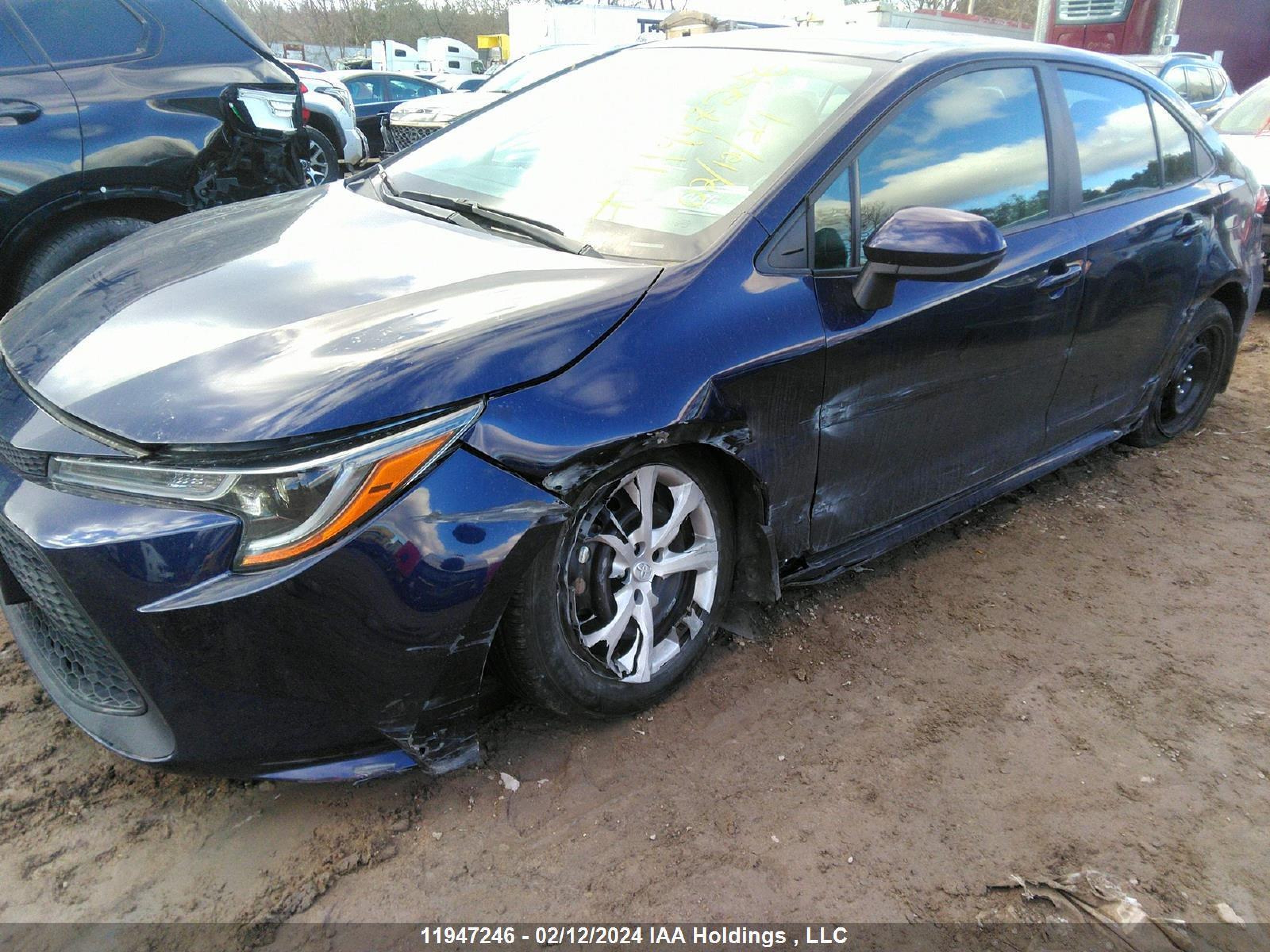 Photo 5 VIN: 5YFBPMBE5NP280256 - TOYOTA COROLLA 