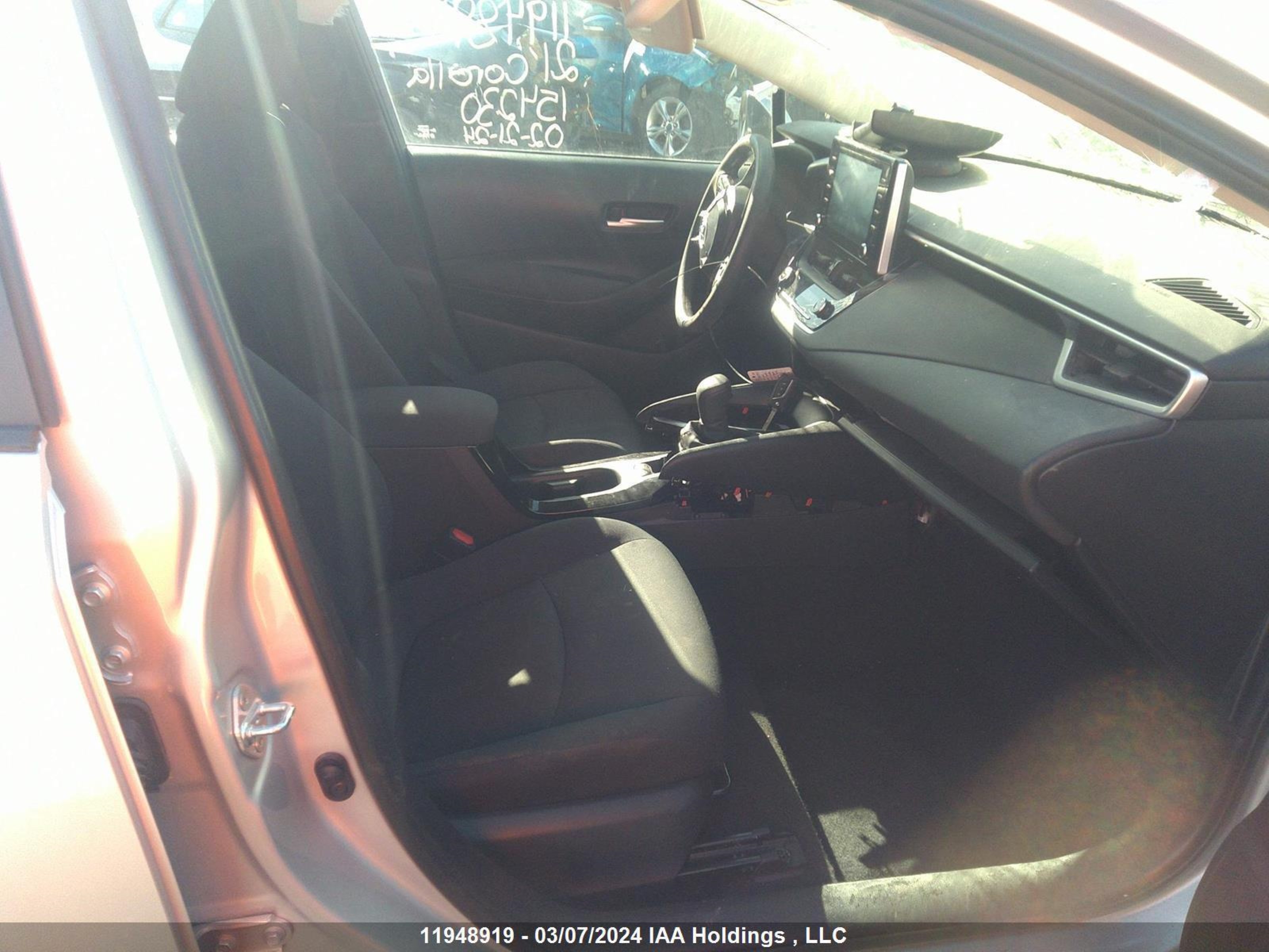 Photo 4 VIN: 5YFBPMBE6MP154230 - TOYOTA COROLLA 