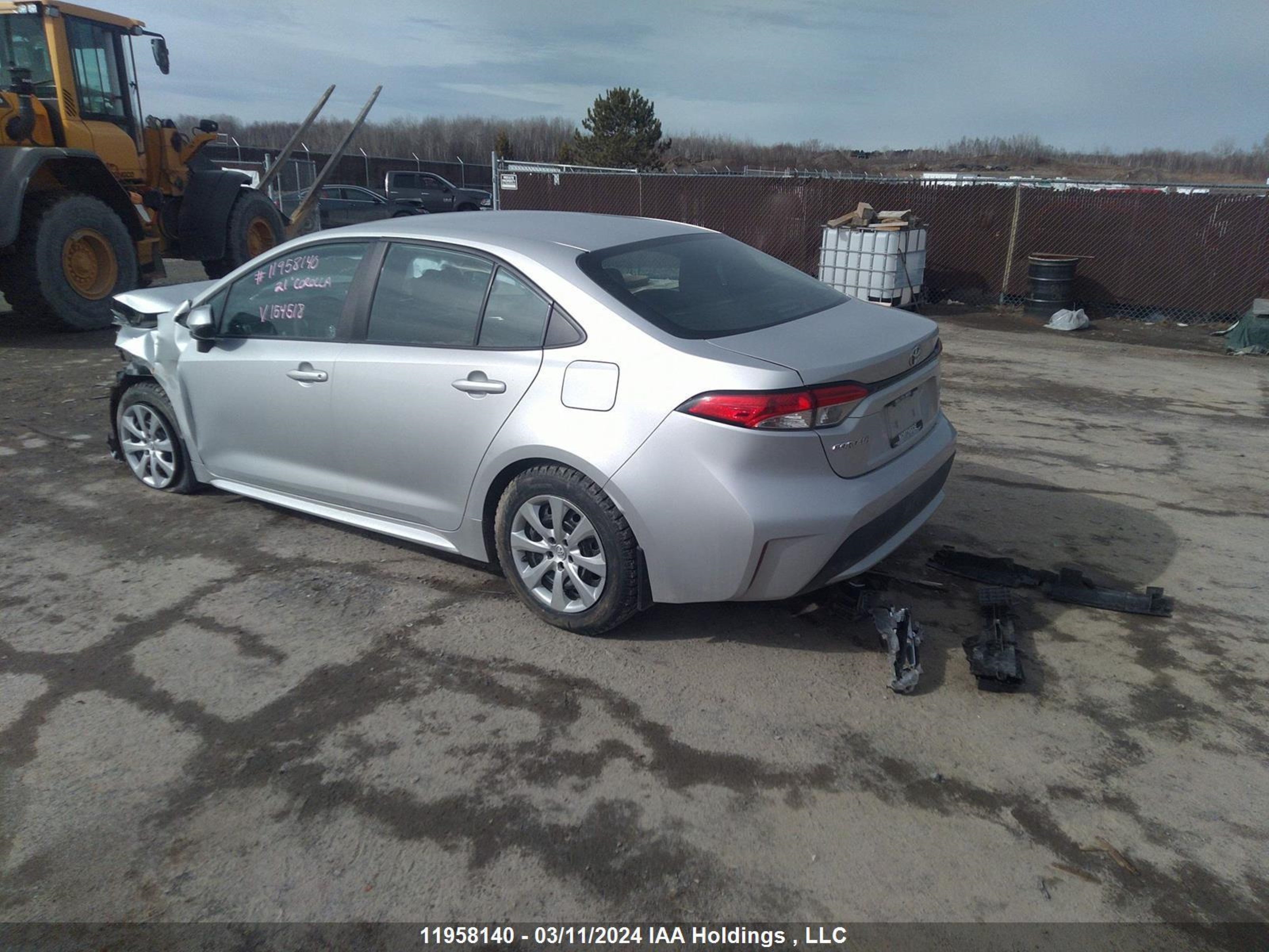 Photo 2 VIN: 5YFBPMBE6MP154518 - TOYOTA COROLLA 