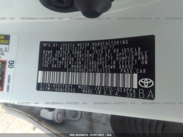 Photo 8 VIN: 5YFBPRHE2HP701133 - TOYOTA COROLLA 