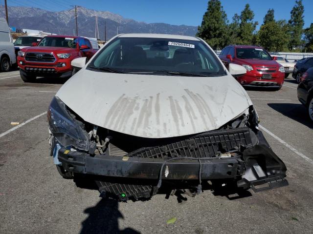 Photo 4 VIN: 5YFBPRHE4HP711453 - TOYOTA COROLLA LE 