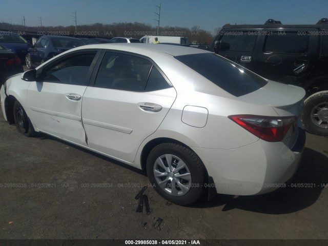 Photo 2 VIN: 5YFBPRHE6FP181306 - TOYOTA COROLLA 