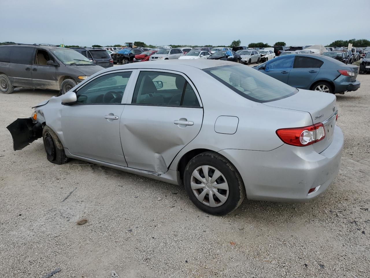 Photo 1 VIN: 5YFBU4EE0DP186188 - TOYOTA COROLLA 