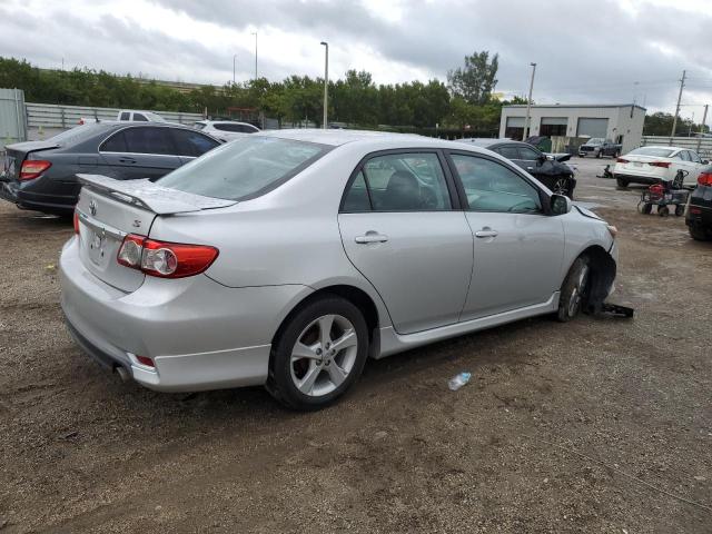 Photo 2 VIN: 5YFBU4EE1CP017912 - TOYOTA COROLLA 