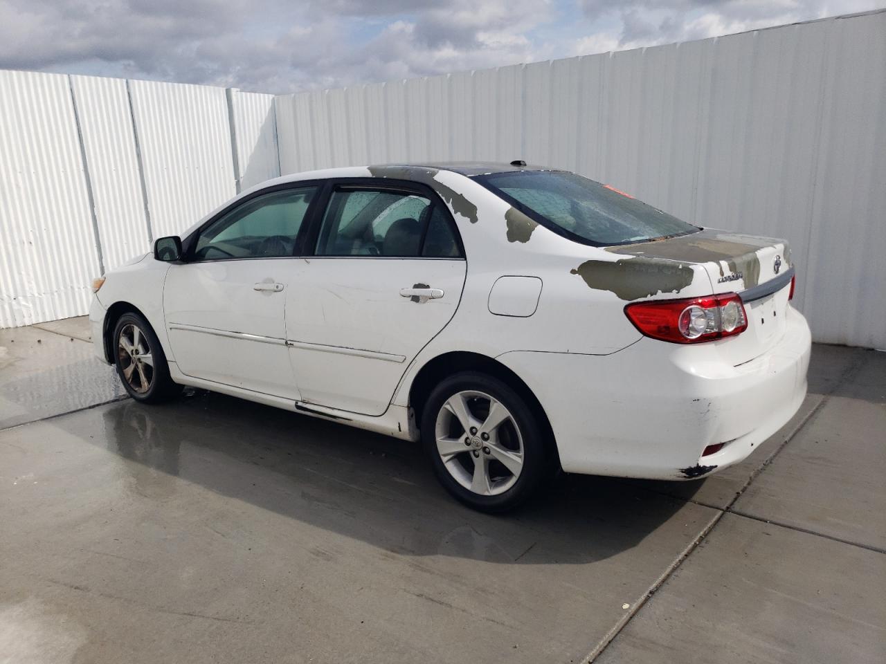 Photo 1 VIN: 5YFBU4EE1DP105795 - TOYOTA COROLLA 