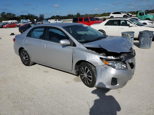 Photo 3 VIN: 5YFBU4EE1DP113797 - TOYOTA COROLLA BA 