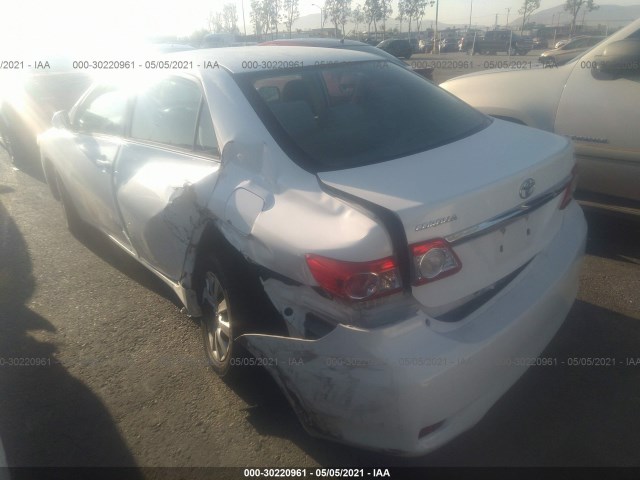 Photo 2 VIN: 5YFBU4EE1DP124444 - TOYOTA COROLLA 