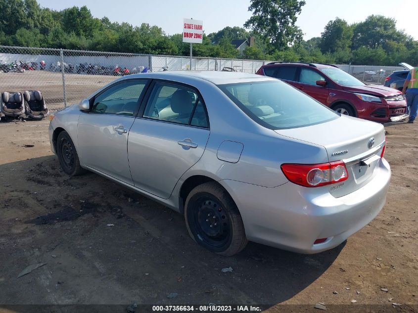 Photo 2 VIN: 5YFBU4EE1DP144581 - TOYOTA COROLLA 