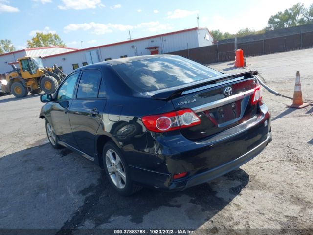 Photo 2 VIN: 5YFBU4EE1DP183218 - TOYOTA COROLLA 