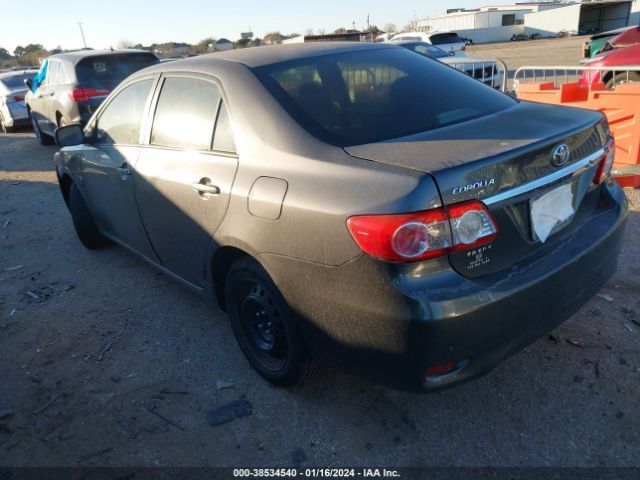 Photo 2 VIN: 5YFBU4EE2CP004411 - TOYOTA COROLLA 