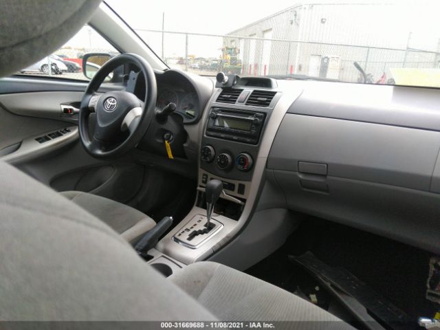 Photo 4 VIN: 5YFBU4EE2CP051812 - TOYOTA COROLLA 