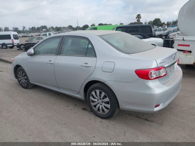 Photo 2 VIN: 5YFBU4EE2CP056816 - TOYOTA COROLLA 