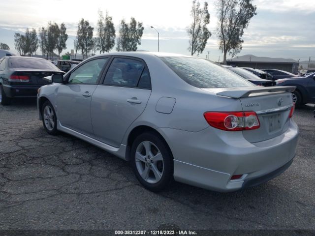 Photo 2 VIN: 5YFBU4EE2DP087582 - TOYOTA COROLLA 