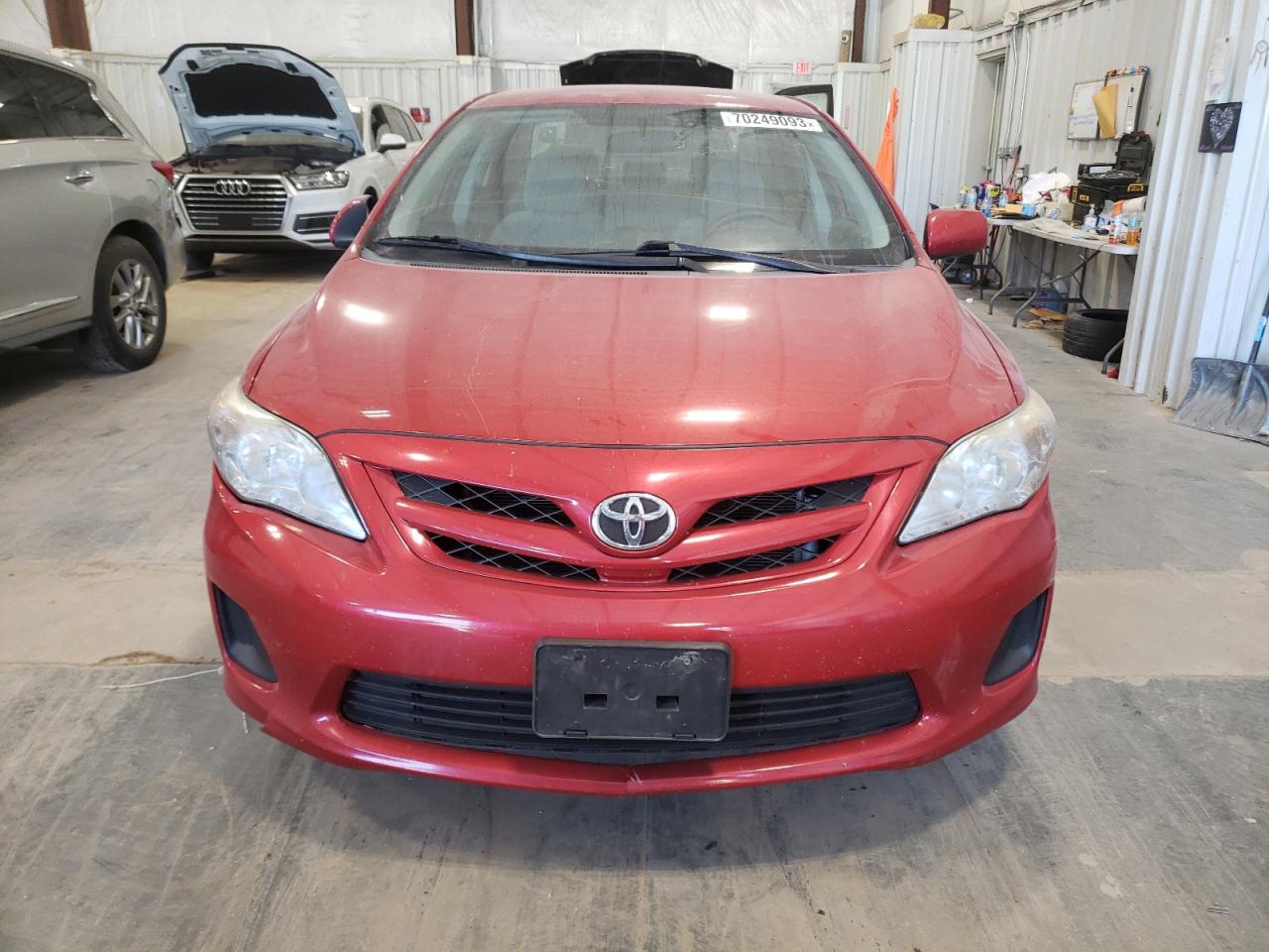 Photo 4 VIN: 5YFBU4EE3CP045100 - TOYOTA COROLLA 