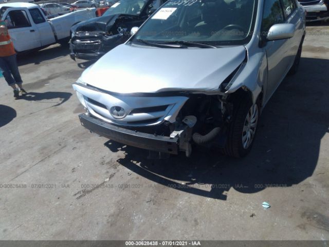 Photo 5 VIN: 5YFBU4EE3CP048000 - TOYOTA COROLLA 