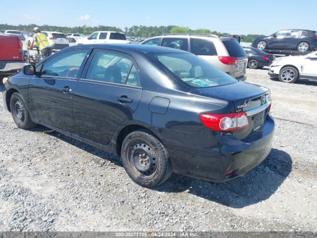 Photo 2 VIN: 5YFBU4EE3CP057702 - TOYOTA COROLLA 