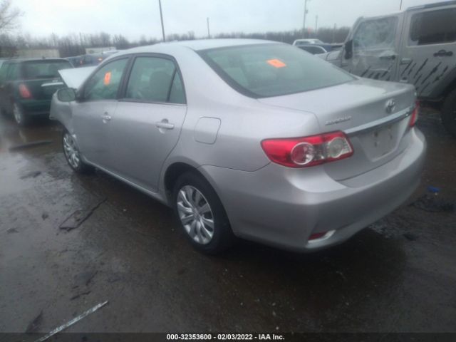 Photo 2 VIN: 5YFBU4EE3DP075831 - TOYOTA COROLLA 