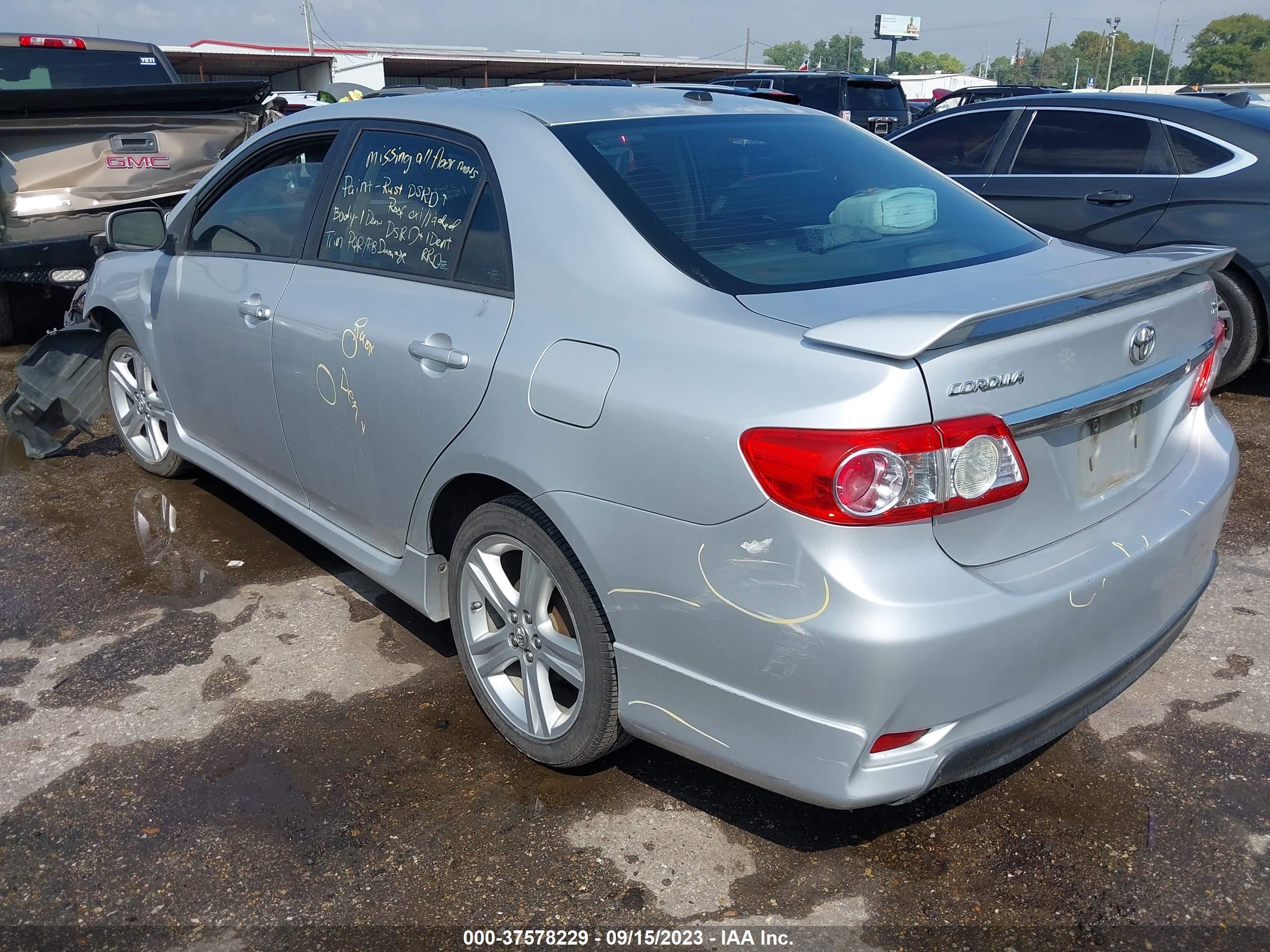 Photo 2 VIN: 5YFBU4EE3DP113512 - TOYOTA COROLLA 