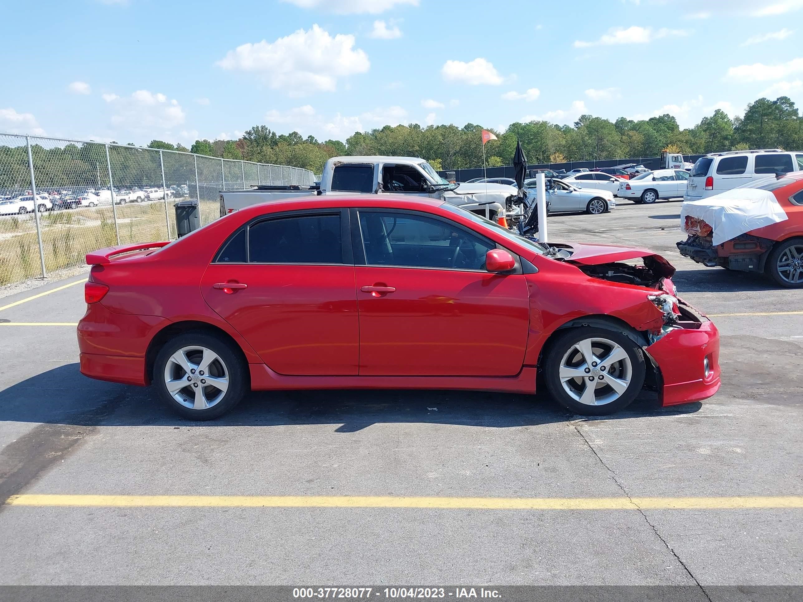 Photo 12 VIN: 5YFBU4EE3DP151340 - TOYOTA COROLLA 