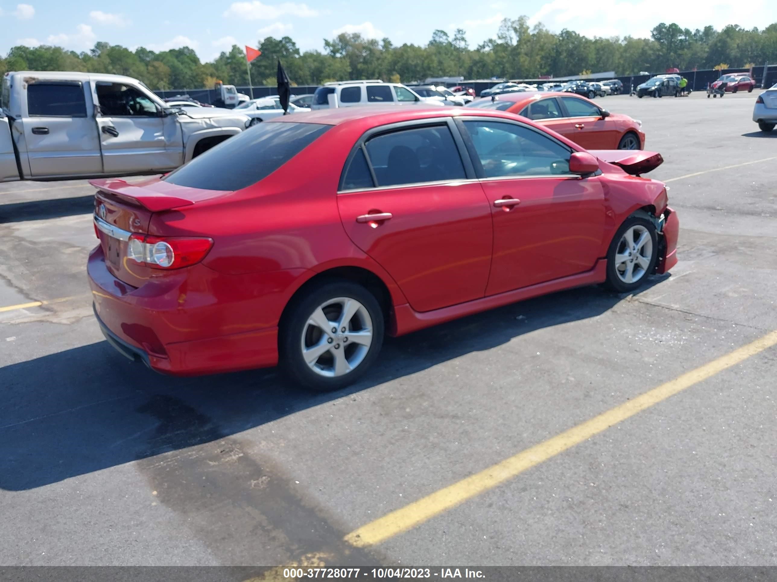 Photo 3 VIN: 5YFBU4EE3DP151340 - TOYOTA COROLLA 