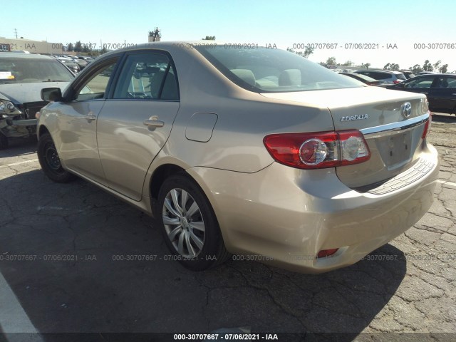 Photo 2 VIN: 5YFBU4EE3DP212525 - TOYOTA COROLLA 