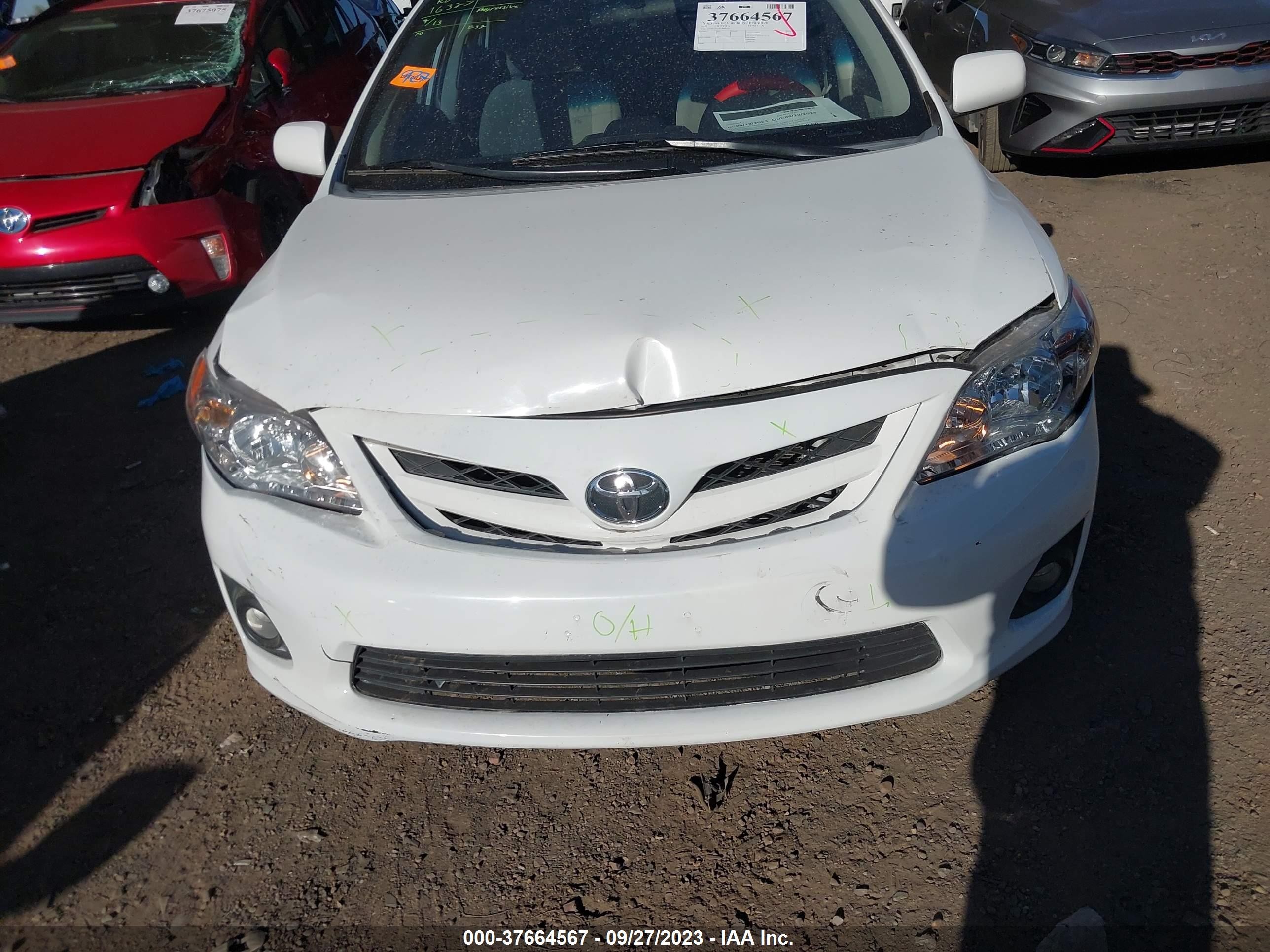 Photo 5 VIN: 5YFBU4EE4CP005222 - TOYOTA COROLLA 