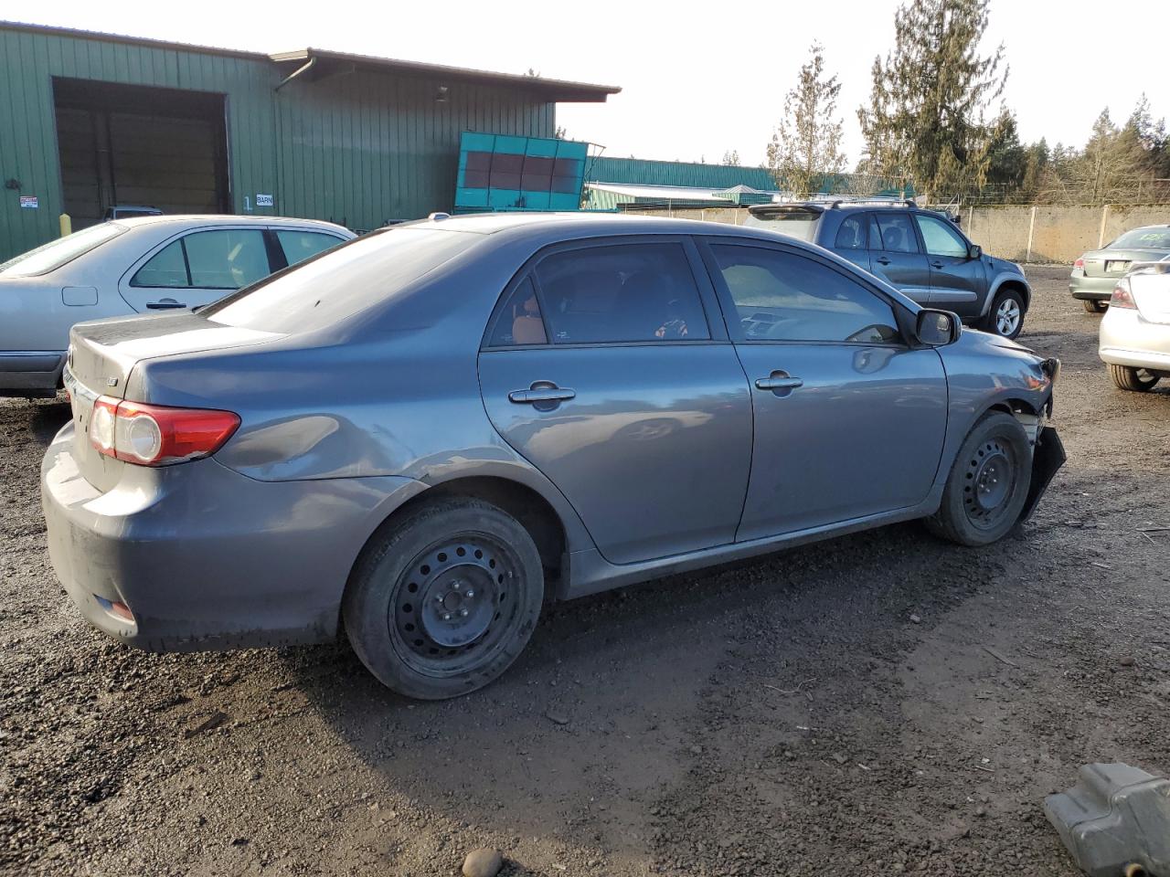 Photo 2 VIN: 5YFBU4EE4CP045591 - TOYOTA COROLLA 