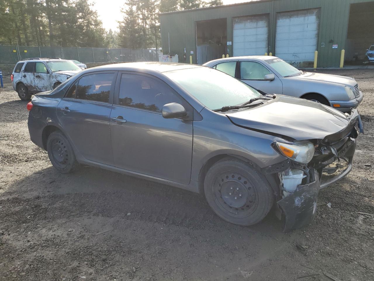 Photo 3 VIN: 5YFBU4EE4CP045591 - TOYOTA COROLLA 