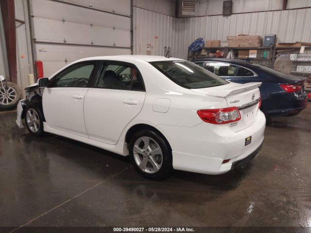 Photo 2 VIN: 5YFBU4EE4CP052878 - TOYOTA COROLLA 