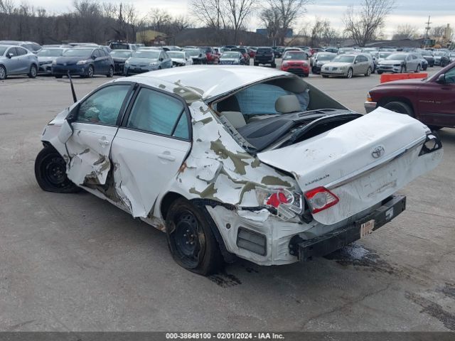 Photo 2 VIN: 5YFBU4EE4CP058535 - TOYOTA COROLLA 