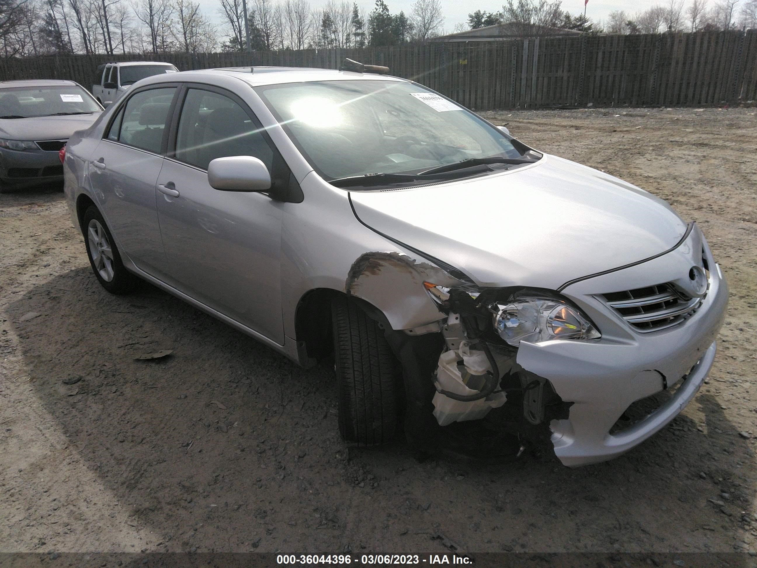 Photo 0 VIN: 5YFBU4EE4DP109405 - TOYOTA COROLLA 