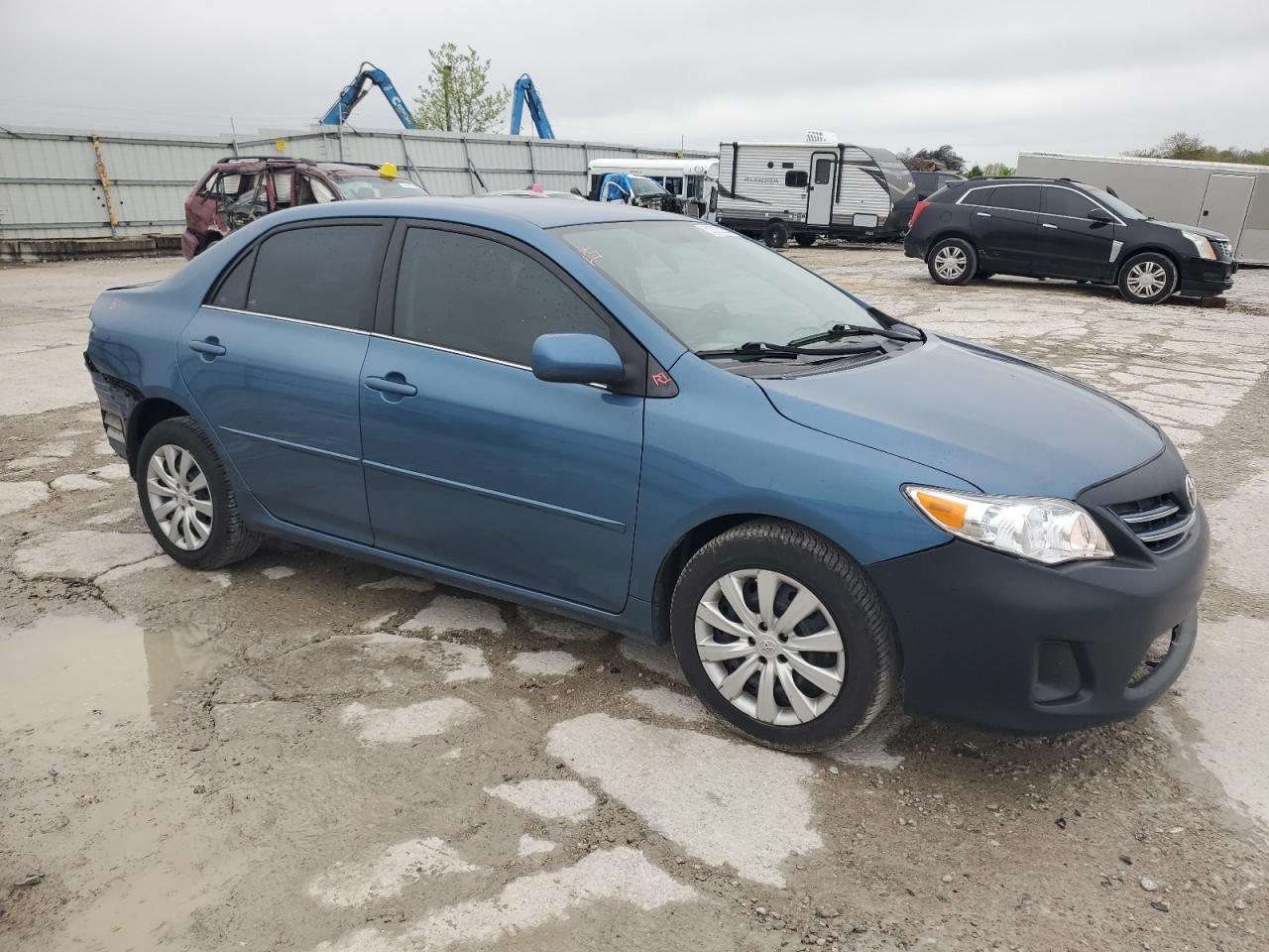 Photo 3 VIN: 5YFBU4EE4DP152562 - TOYOTA COROLLA 