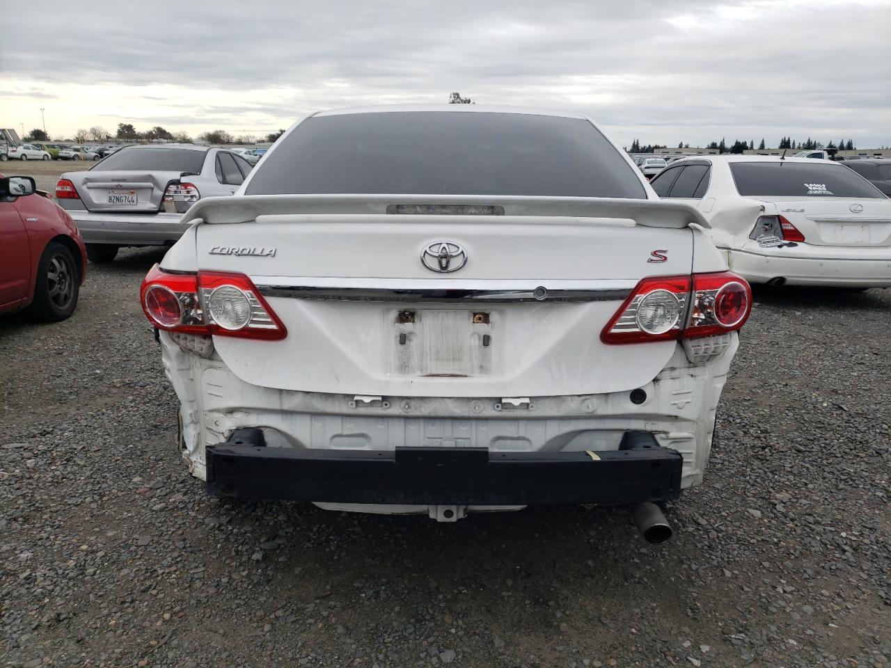 Photo 5 VIN: 5YFBU4EE4DP210699 - TOYOTA COROLLA 