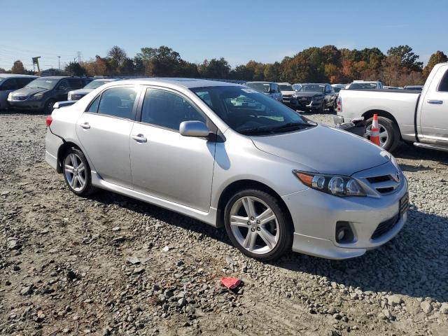 Photo 3 VIN: 5YFBU4EE5DP128528 - TOYOTA COROLLA BA 