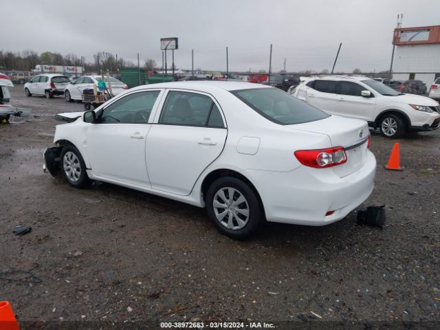 Photo 2 VIN: 5YFBU4EE5DP168642 - TOYOTA COROLLA 