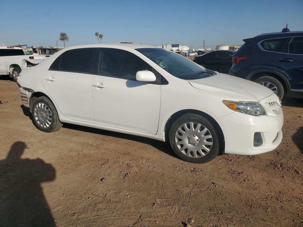 Photo 3 VIN: 5YFBU4EE5DP169032 - TOYOTA COROLLA 