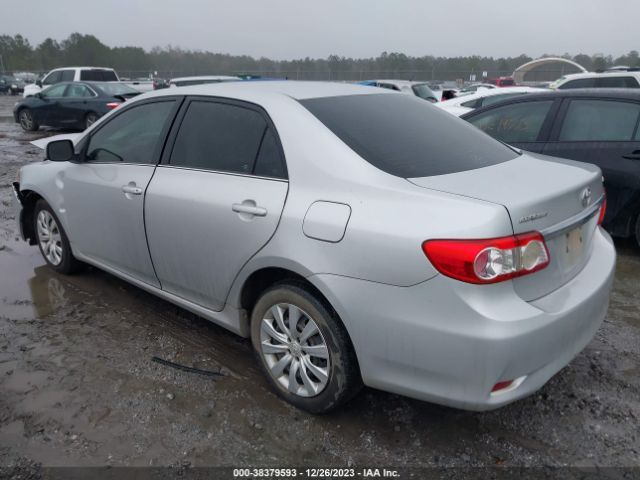 Photo 2 VIN: 5YFBU4EE6DP121572 - TOYOTA COROLLA 