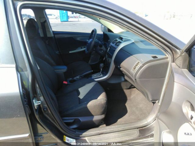 Photo 4 VIN: 5YFBU4EE6DP124567 - TOYOTA COROLLA 