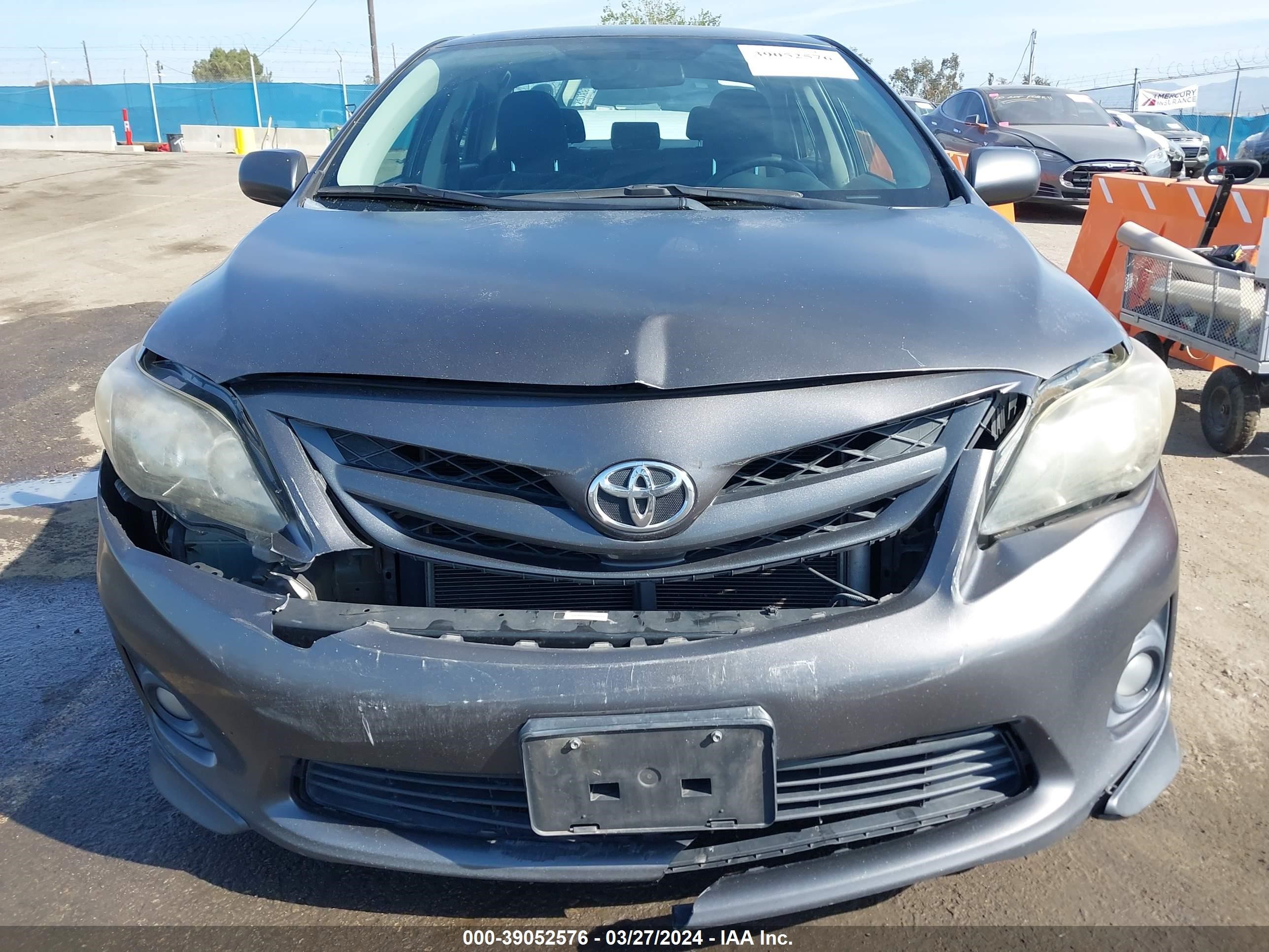 Photo 11 VIN: 5YFBU4EE7BP002247 - TOYOTA COROLLA 