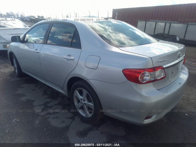 Photo 2 VIN: 5YFBU4EE7CP012083 - TOYOTA COROLLA 