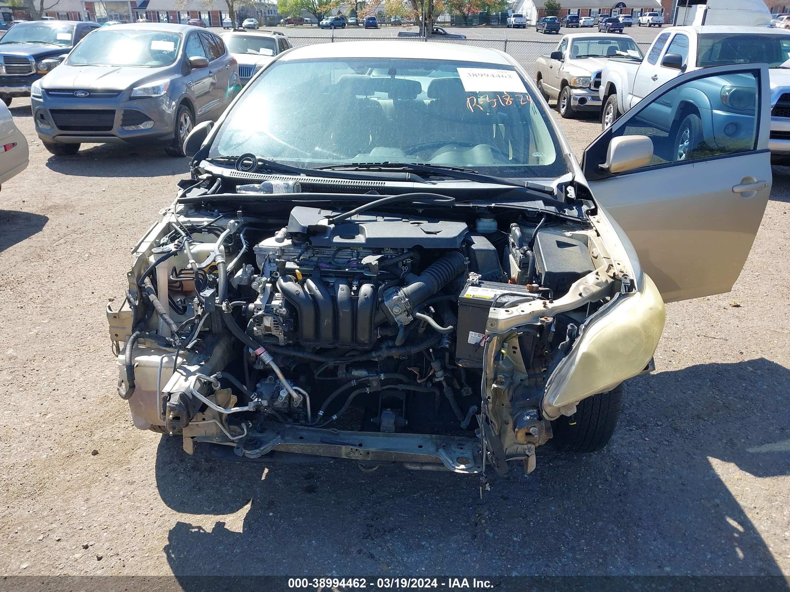 Photo 5 VIN: 5YFBU4EE7CP019437 - TOYOTA COROLLA 