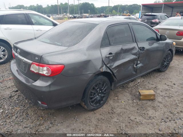 Photo 3 VIN: 5YFBU4EE7CP067228 - TOYOTA COROLLA 