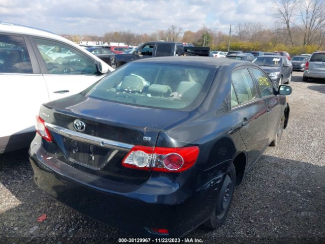 Photo 3 VIN: 5YFBU4EE7DP099887 - TOYOTA COROLLA 