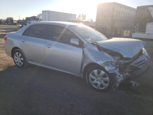 Photo 3 VIN: 5YFBU4EE7DP104702 - TOYOTA COROLLA 