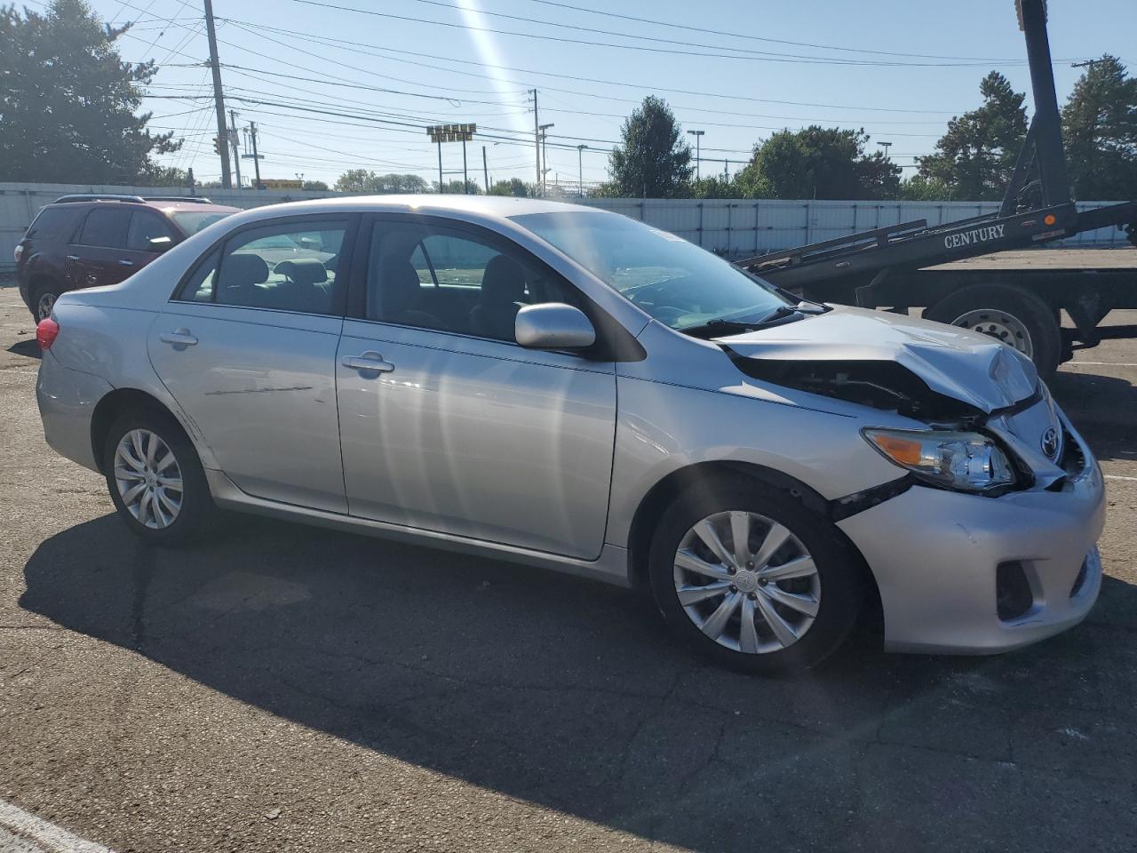 Photo 3 VIN: 5YFBU4EE7DP151521 - TOYOTA COROLLA 