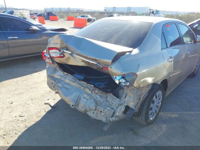 Photo 5 VIN: 5YFBU4EE7DP216500 - TOYOTA COROLLA 