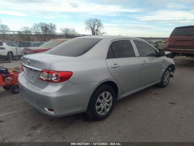 Photo 3 VIN: 5YFBU4EE7DP220935 - TOYOTA COROLLA 