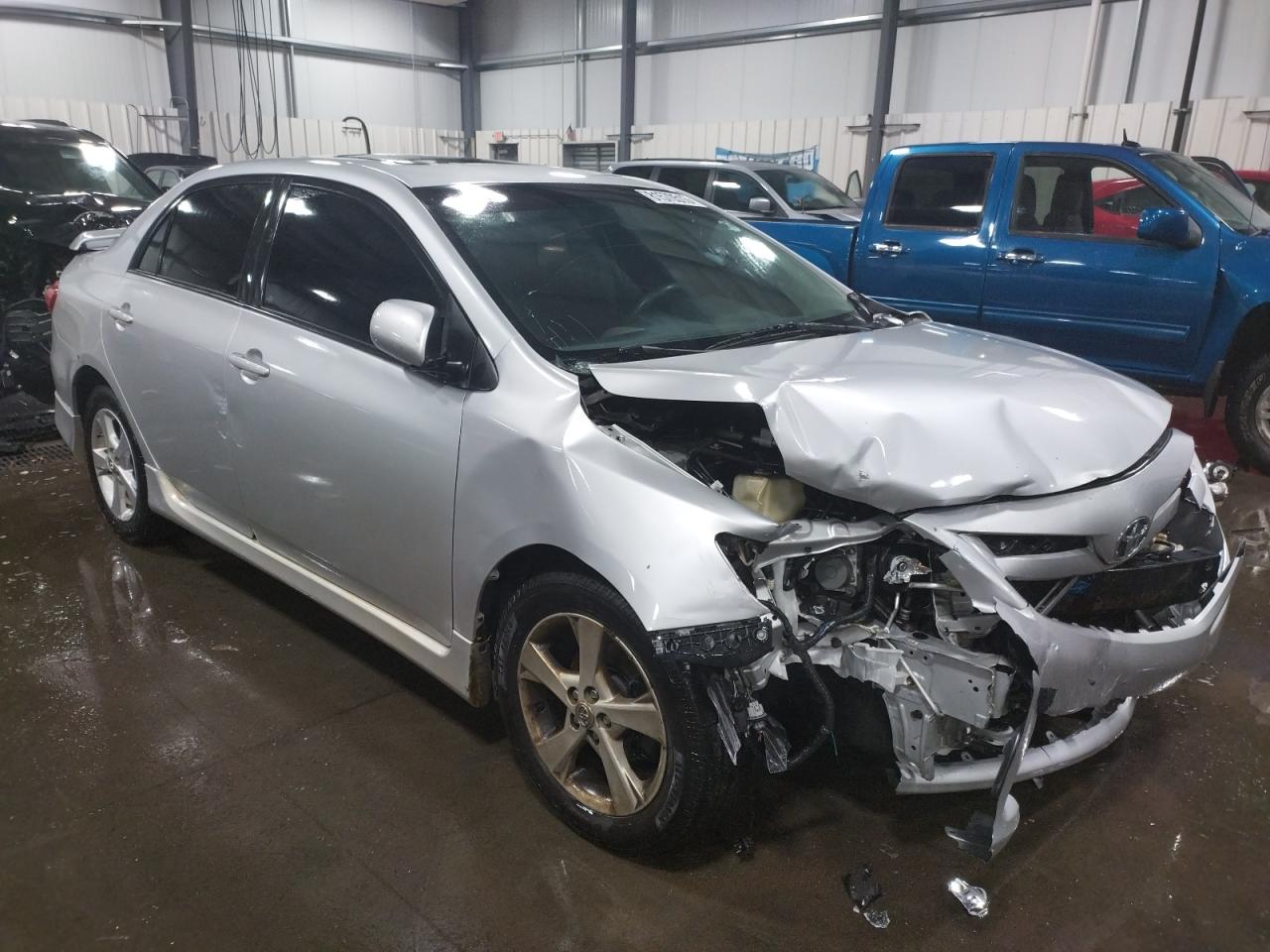 Photo 3 VIN: 5YFBU4EE8CP008219 - TOYOTA COROLLA 